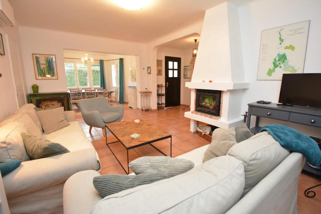 Villa In Comps With Private Pool And Airco Luaran gambar
